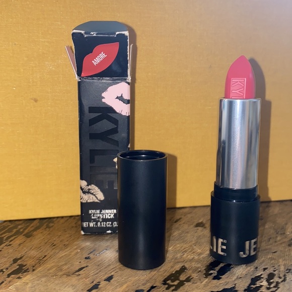 NWT Kylie Jenner lipstick amore shade - Picture 2 of 5